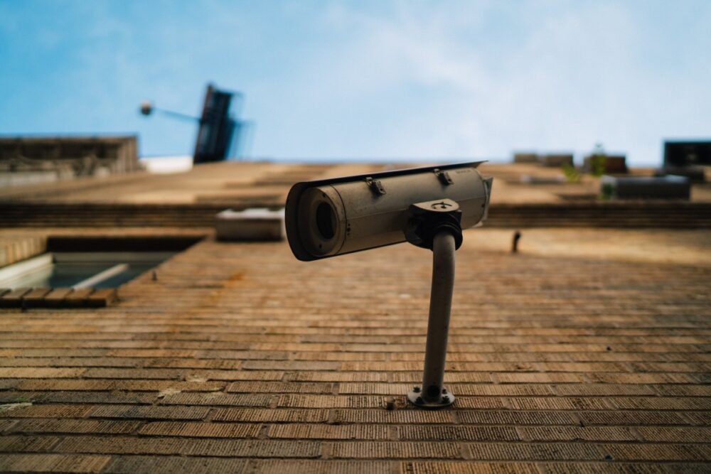 ¿Por qué instalar una cámara de vigilancia para exterior?
